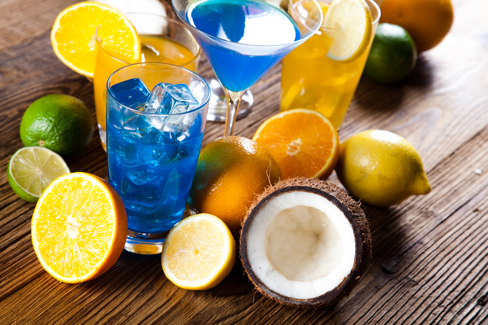 品味斑斓 探索酒精饮料的自然多彩世界